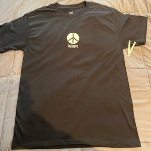 Unisex T-shirt by OBEY Quality Dessent